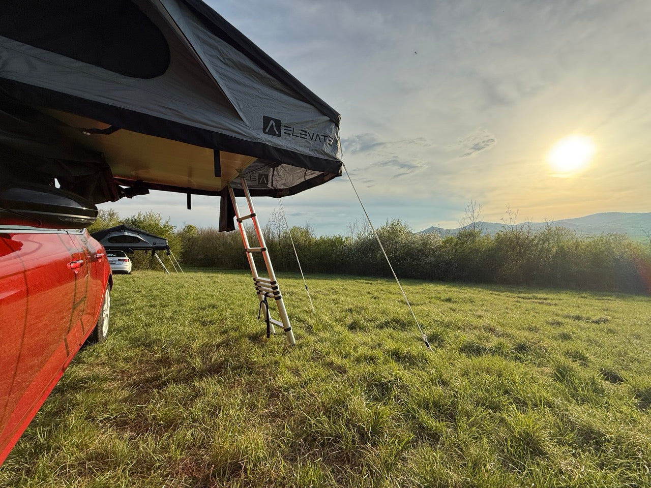 Autostan Elevate - zánovní